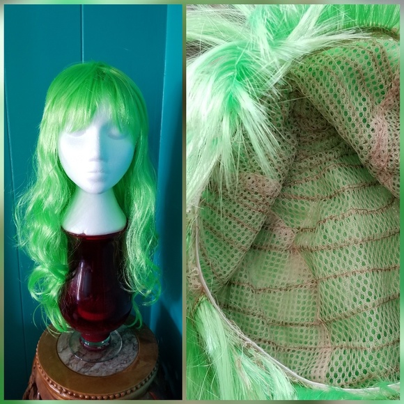 Wig - Picture 4 of 4